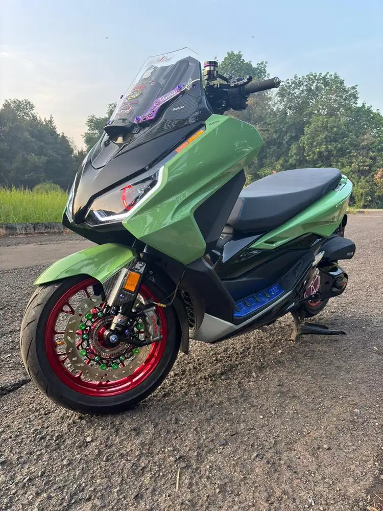 Honda forza facelift