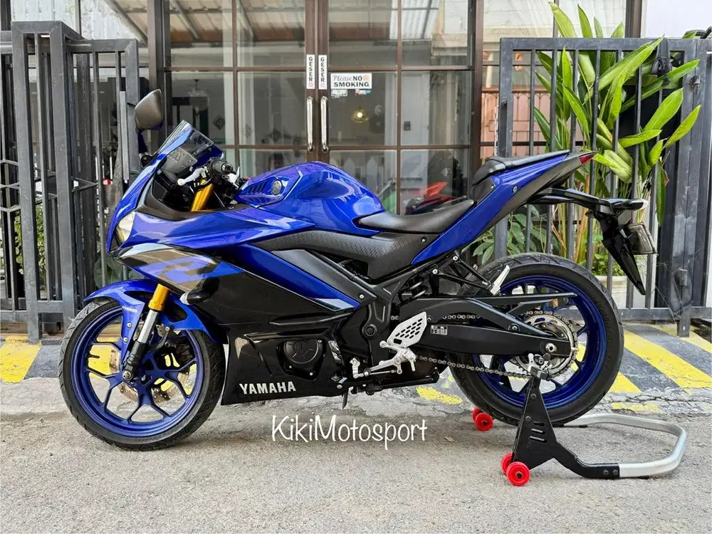 Yamaha R25 gen 2 2019 like new
