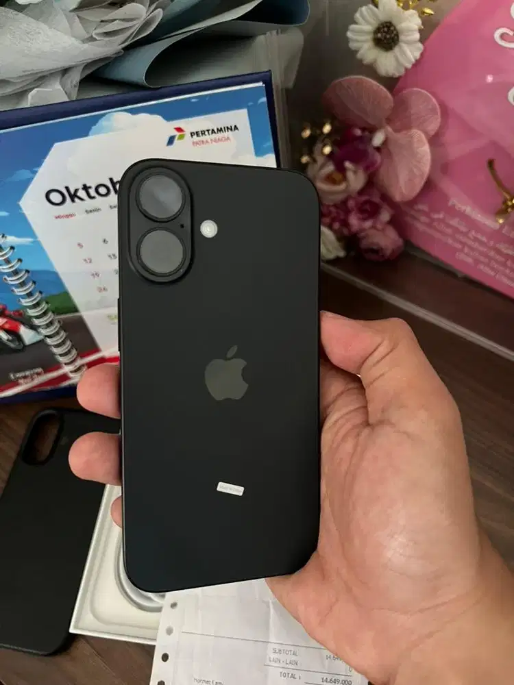 Iphone 16 128gb ibox hitam