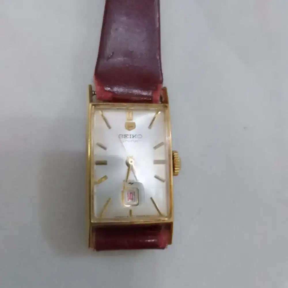 Jam tangan Seiko chorus