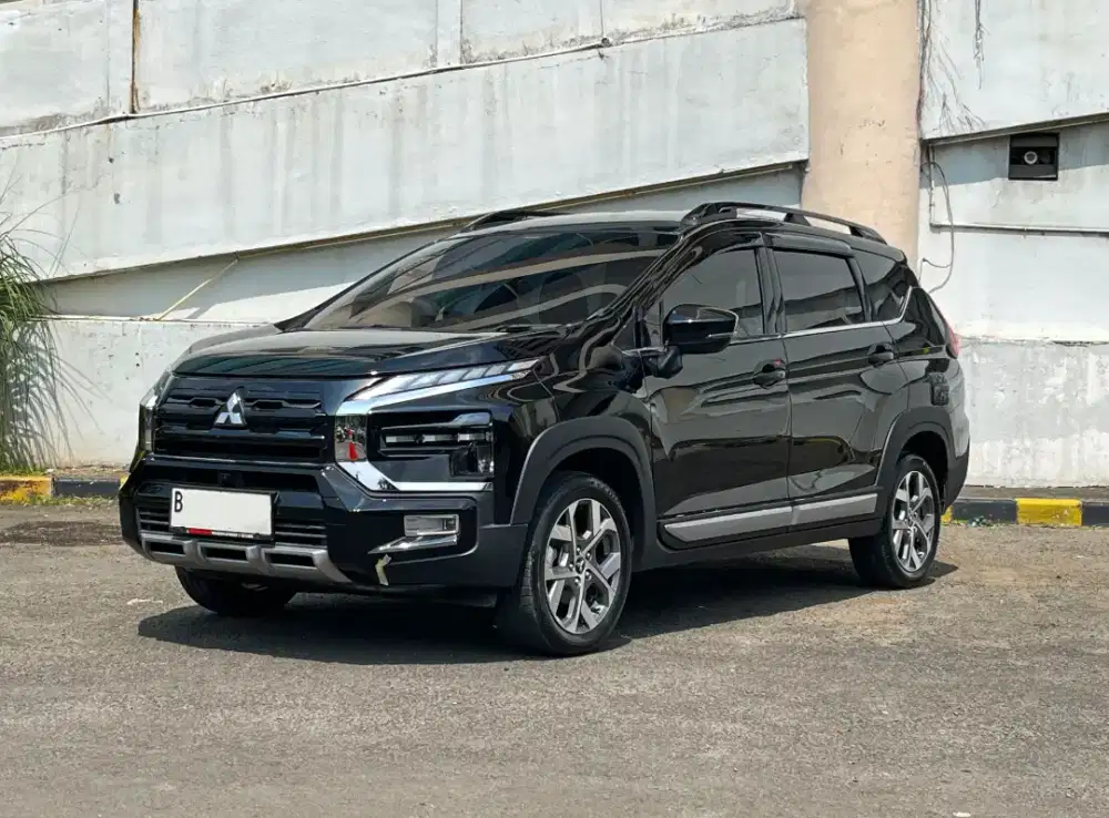 KM 15rb Xpander Cross Premium 2023 AT Matic New Mitsubishi usd 2024