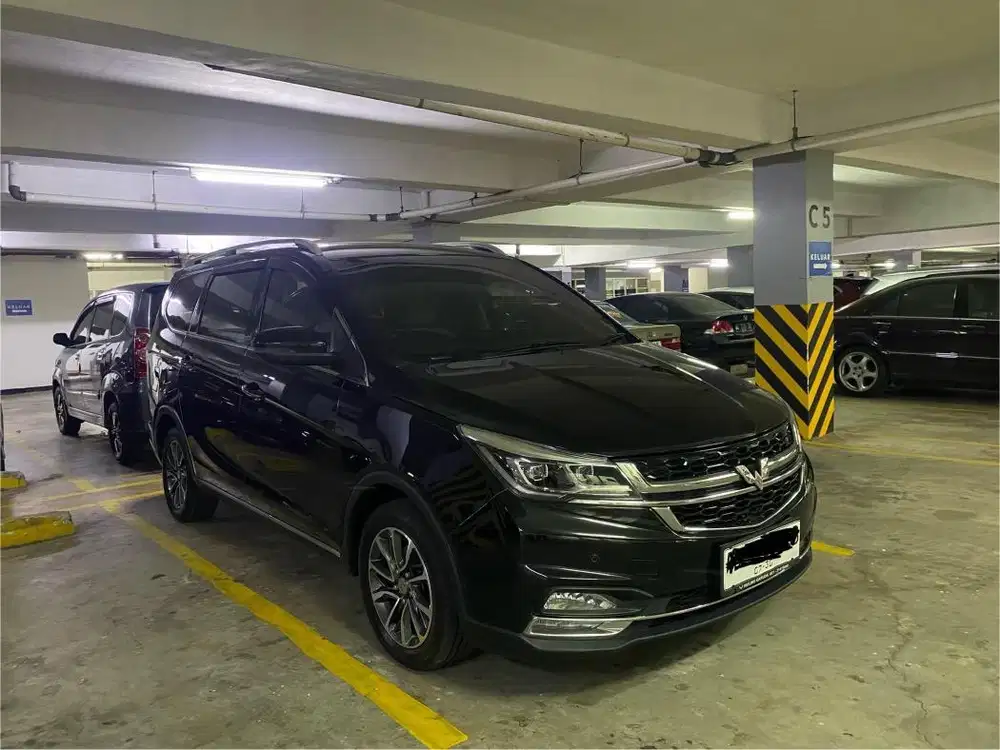 Wuling cortez 1.5 LT Lux bensin 2019