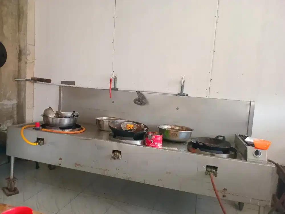 Meja kompor stenlisstell