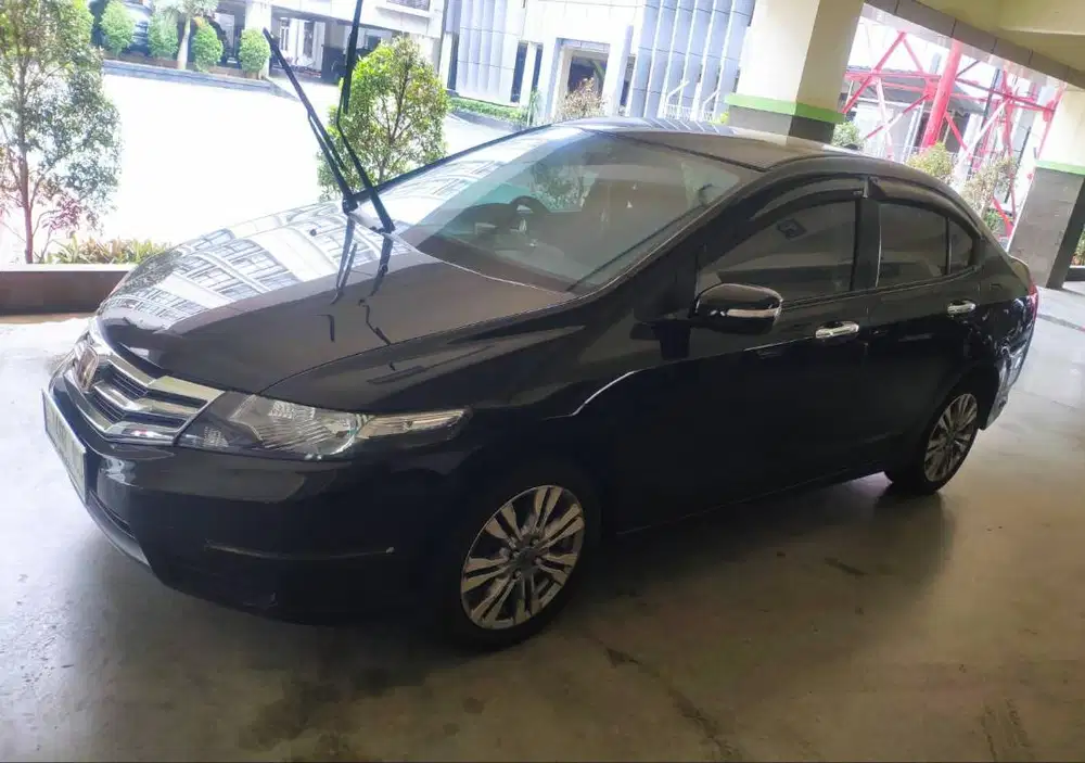 Honda City 2012 Manual milik pribadi Plat L harga 115 Jt Nego