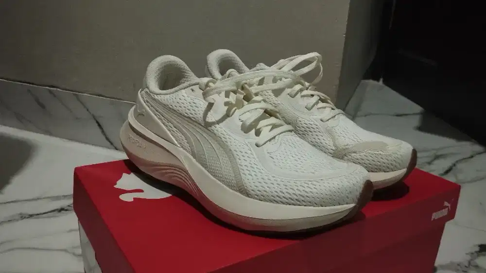 SEPATU RUNNING PUMA SCEND PRO 2