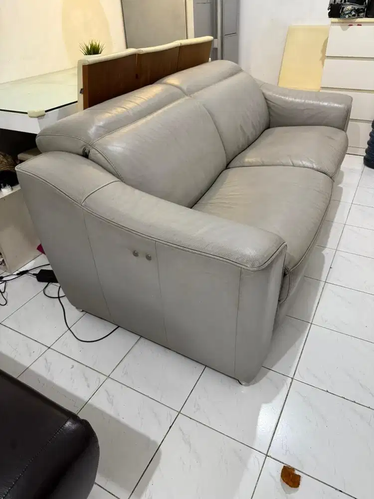SOFA RECLINER MOTORIZED ELECTRIC FULL ITALIAN LEATHER ( KULIT ASLI )