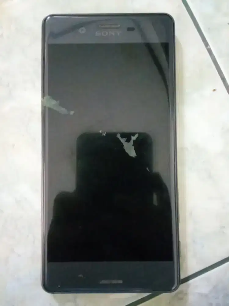 Handphone Sony x performance