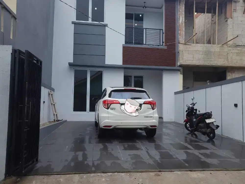 Rumah mewah hanya 1 unit lagi dekat Grand Depok City