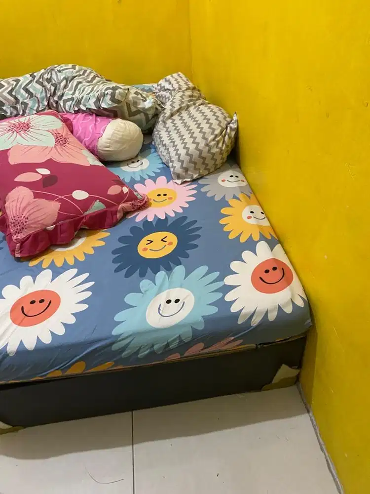 Dijual Kasur dan Divan