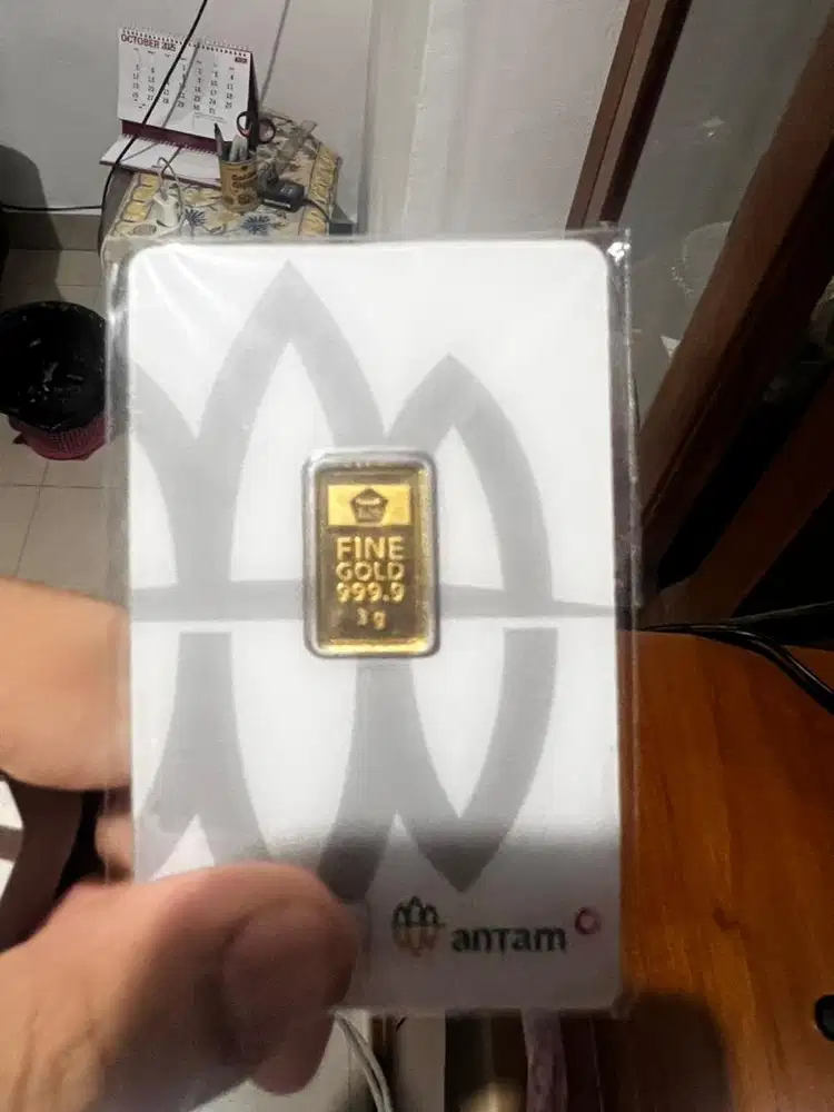 Logam Mulia Antam emas perhiasan