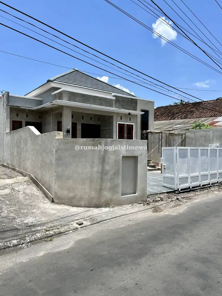 Rumah di JL Letkol Subadri Mlati 8 Menit dari SCH dan Pemda Sleman