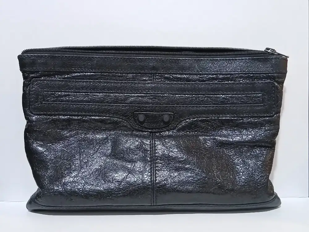 Balenciaga clutch black