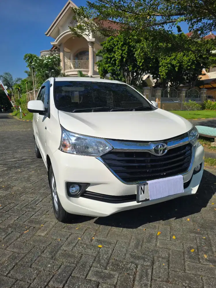 Toyota Avanza 1,3 G M/T 2018 putih