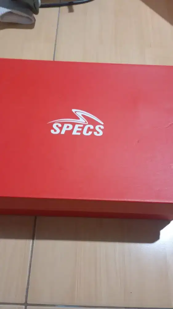 Sepatu Bola Specs
