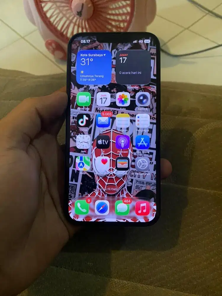 Iphone 13 128 GB ibox garansi off bulan 10 kemaren