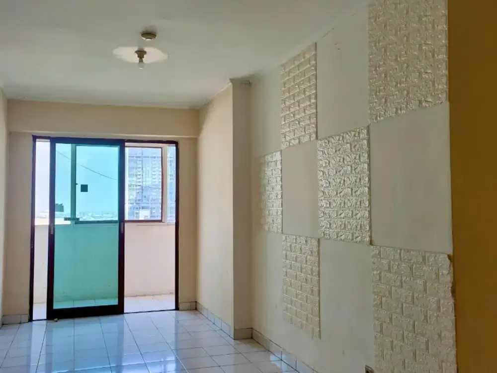 Turun Drastis  Apartemen 3BR  Graha Cempaka Mas, Jakarta Pusat