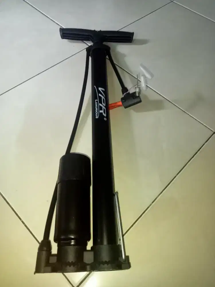 Pompa ban motor