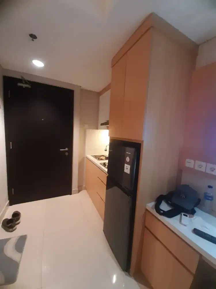 DISEWAKAN APARTEMEN DI CINERE TYPE STUDIO