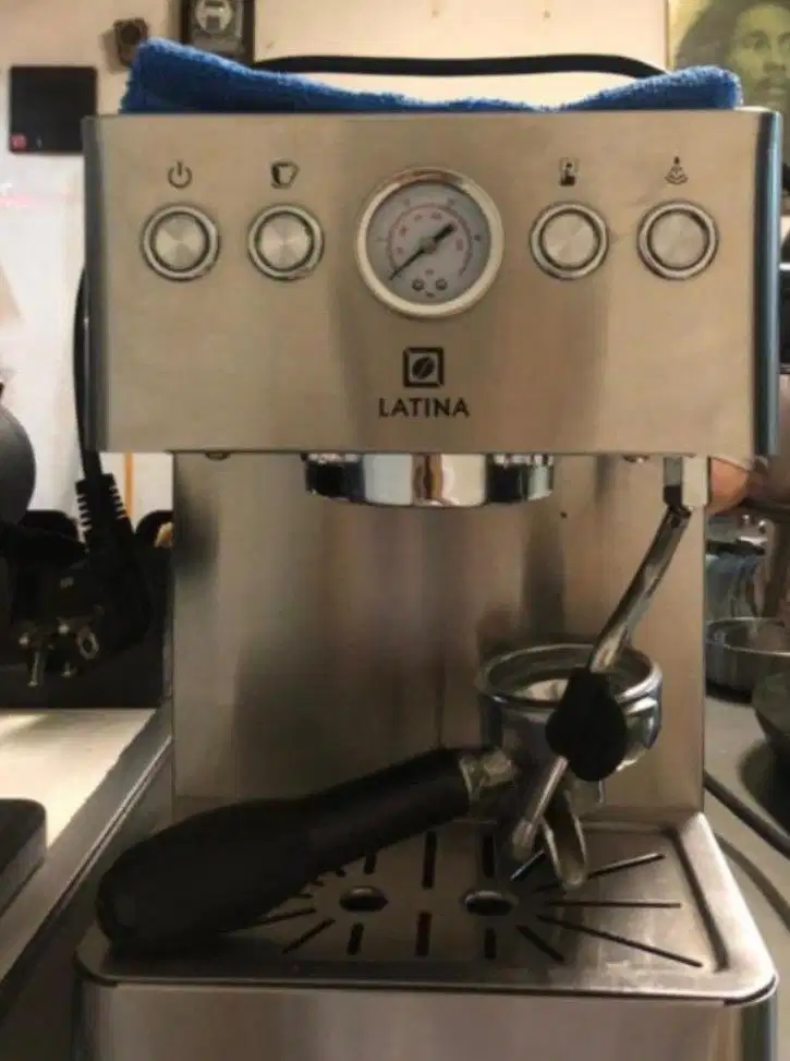 Mesin kopi latina 2 dan grinder kopi t60 libra