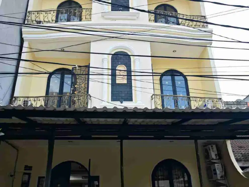 Rumah di Gading Asri, Pegangsaan, Kelapa Gading, Jakarta Utara