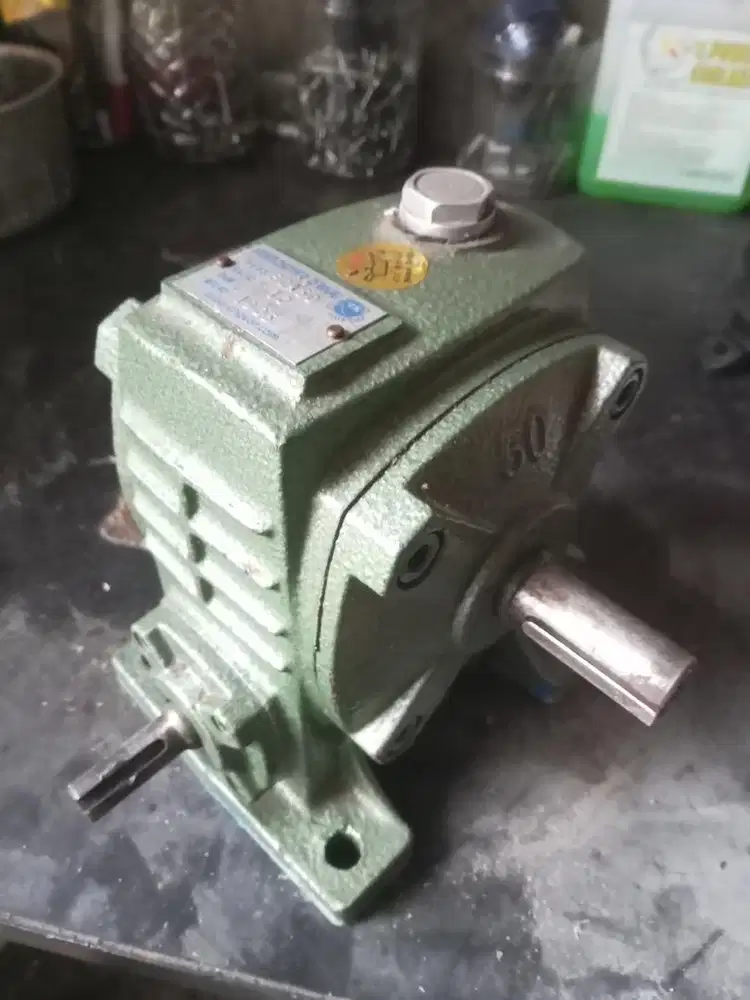 mesin gear box tipe FCA 50
