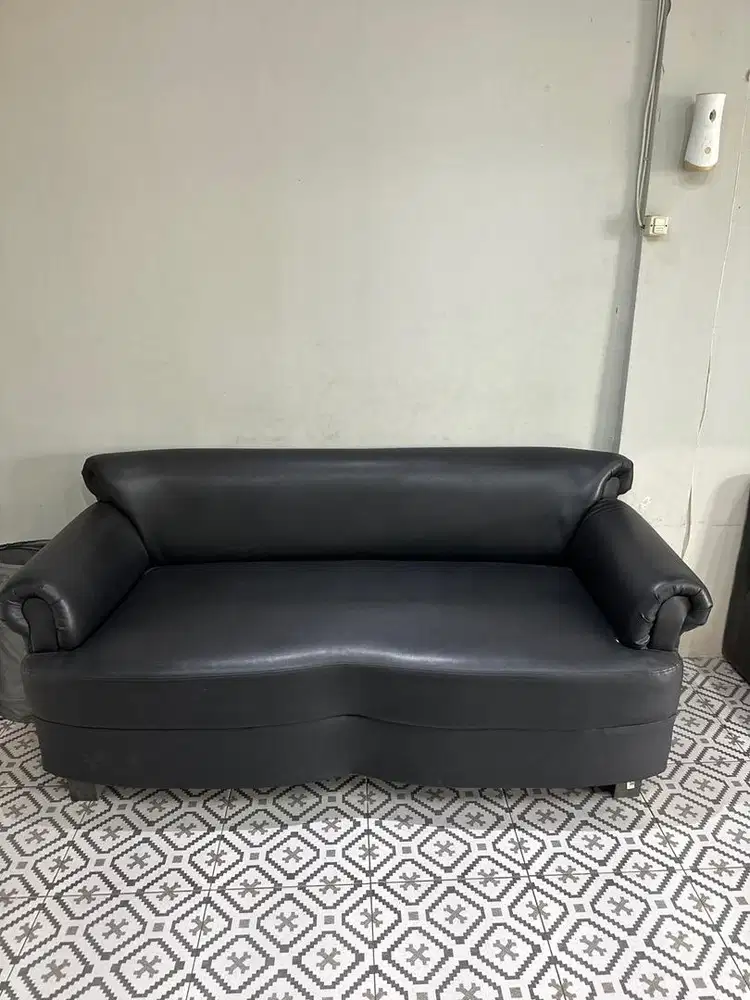 Dijual Sofa Like new ex informa 3 seater