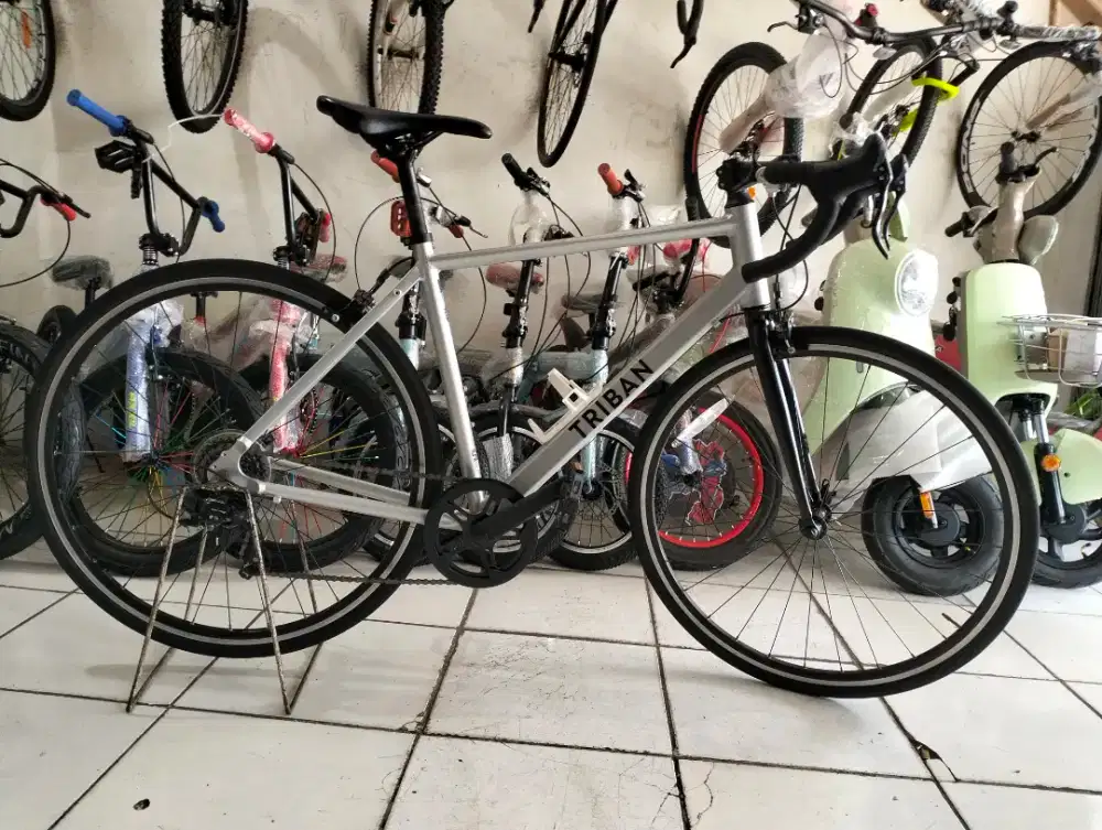 Cod,jual roadbike Triban ( bekas bagus )