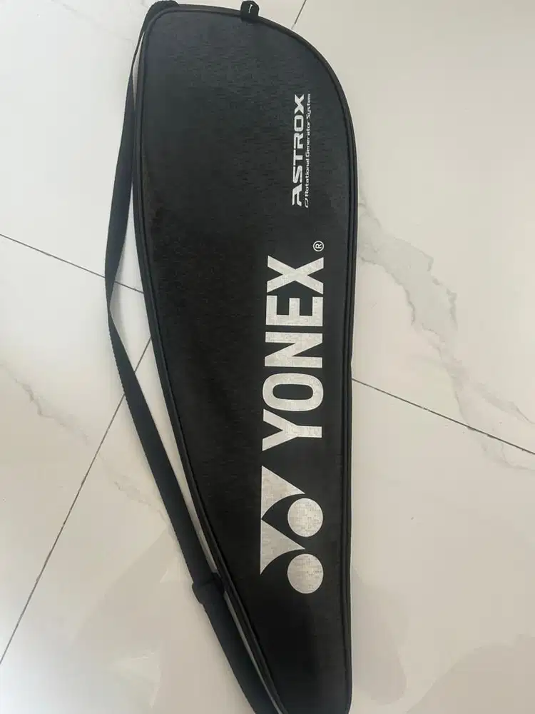 Yonex Astrox 99 Pro White Tiger 3U, BG 66 Ultimax JP