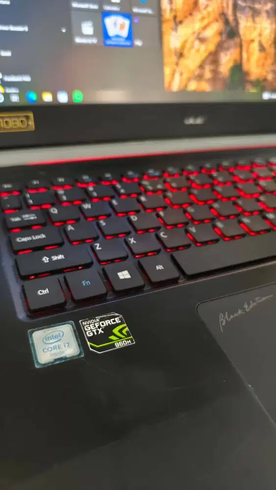 Laptop gaming Acer NITRO V15 core i7 ram 16gb dual VGA Nvidia GTX 960