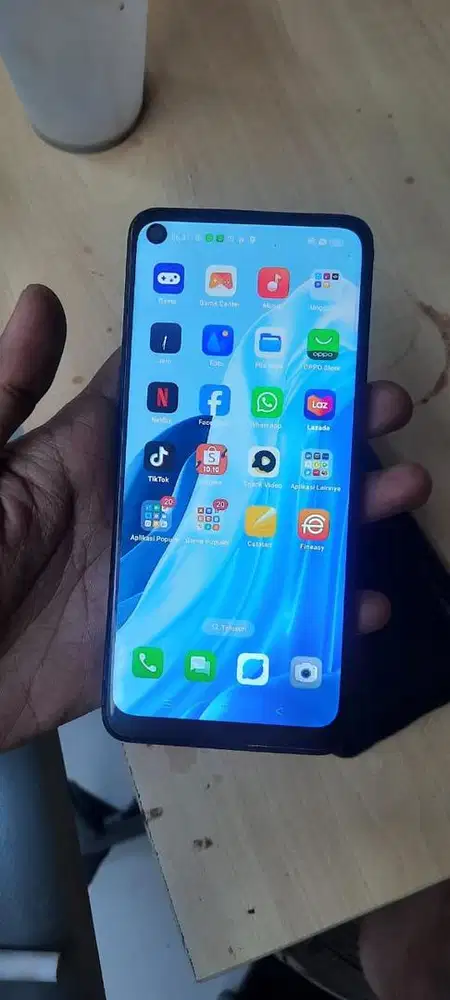OPPO RENO 7 8/256 Hp cas lecet pemakaian