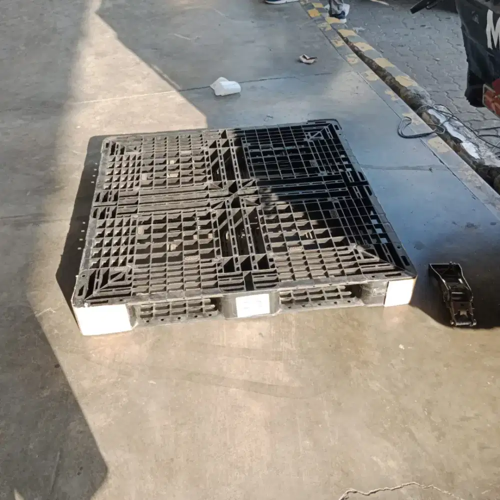 PALLET PLASTIK BEKAS SIAP KIRIM LUAR KOTA