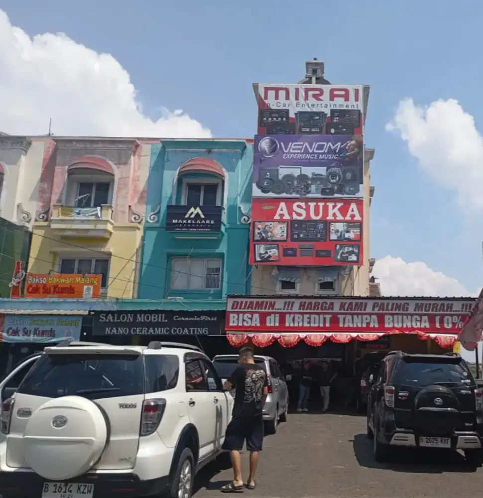 DIBUTUHKAN MARKETING ONLINE