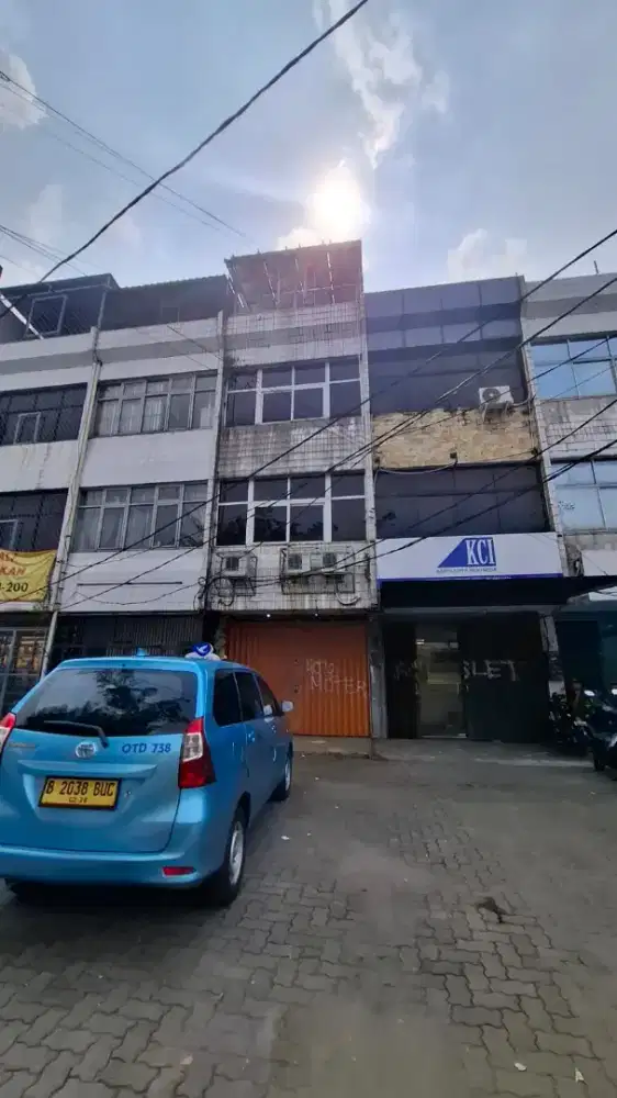 Dijual Ruko Murah Dibawan Pasaran Kebayoran Lama Kota Jakarta Selatan