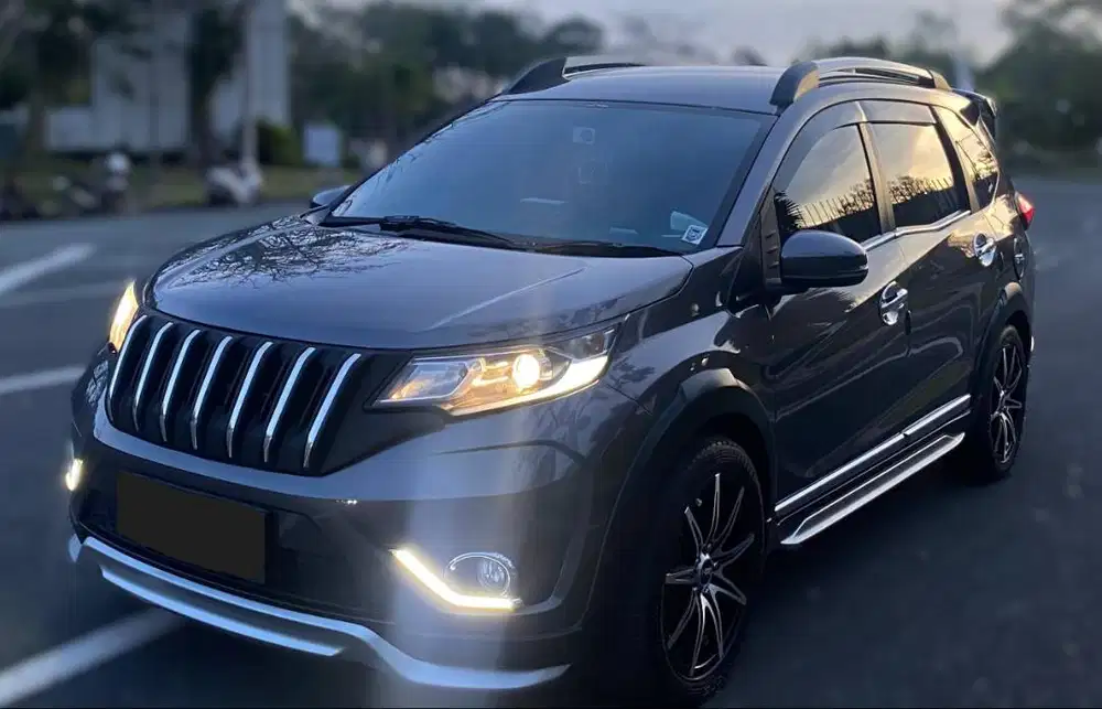 Honda BR-V E Prestige Matic Abu-abu 2016