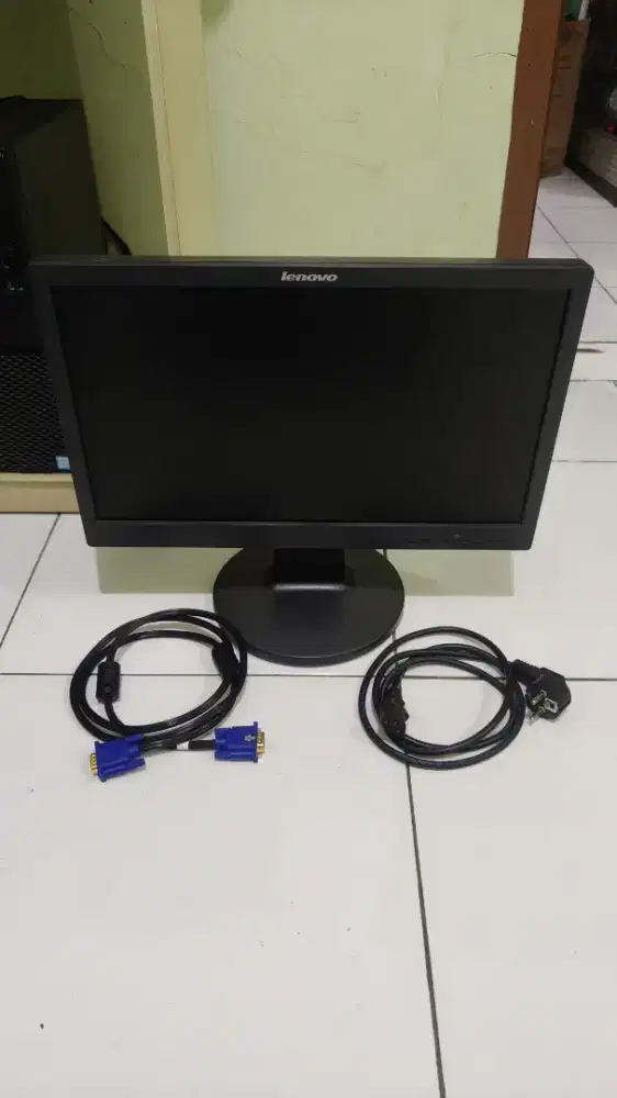 Monitor 19 inch merk Lenovo