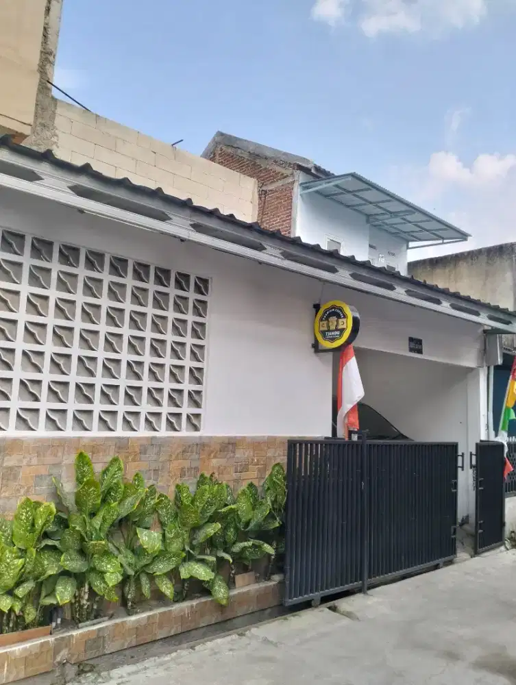 Rumah plus Usaha