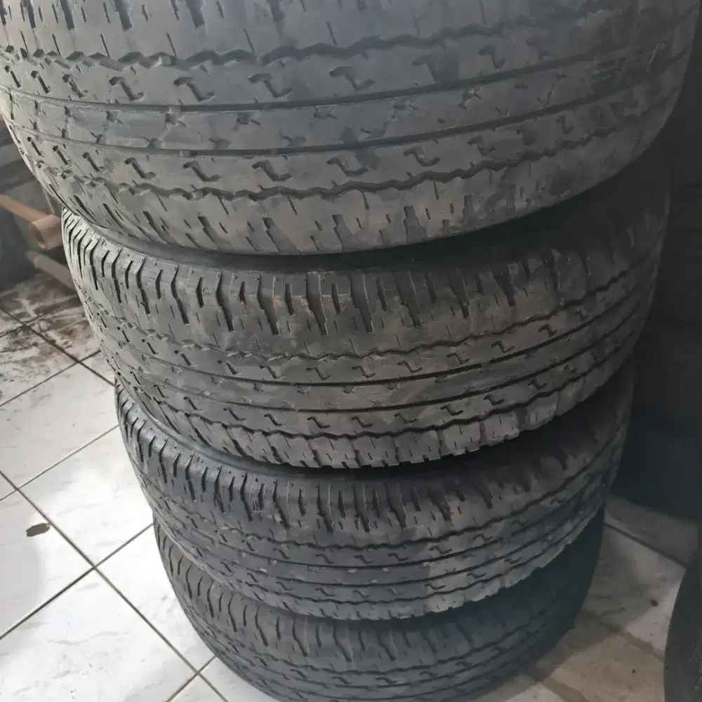 Ban 265 65 17 bridgestone dueler fortuner pajero