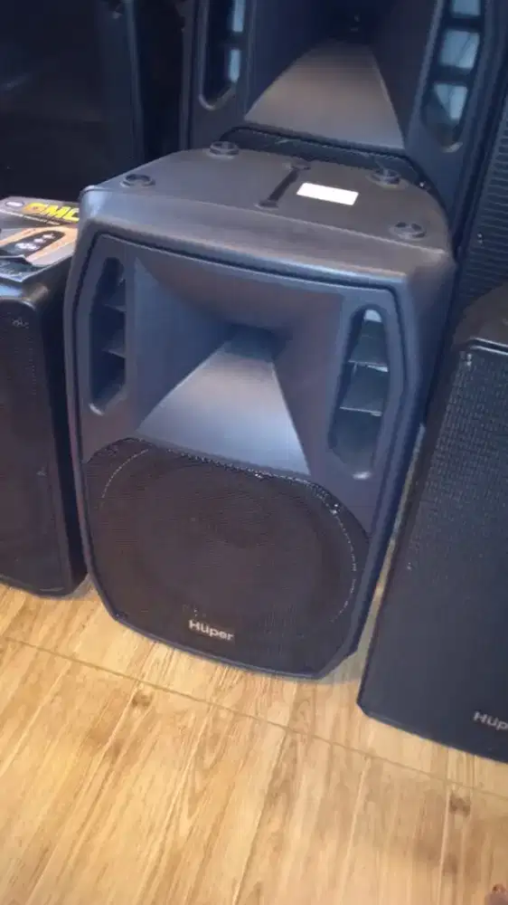 SPEAKER AKTIF HUPER AK15