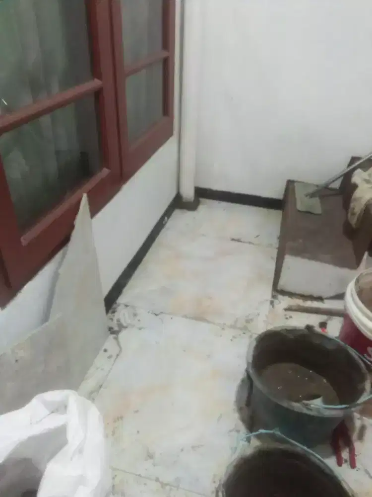 Tukang bangunan cari kerja