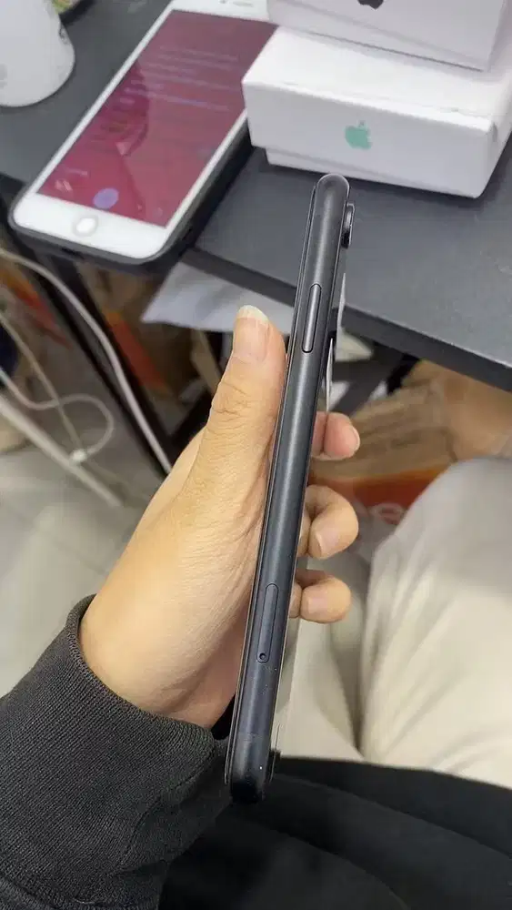 iPhone xr 64gb Inter