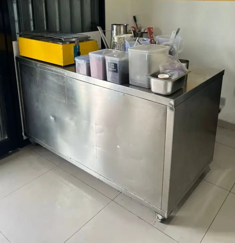 Meja alumunium 150x75x85