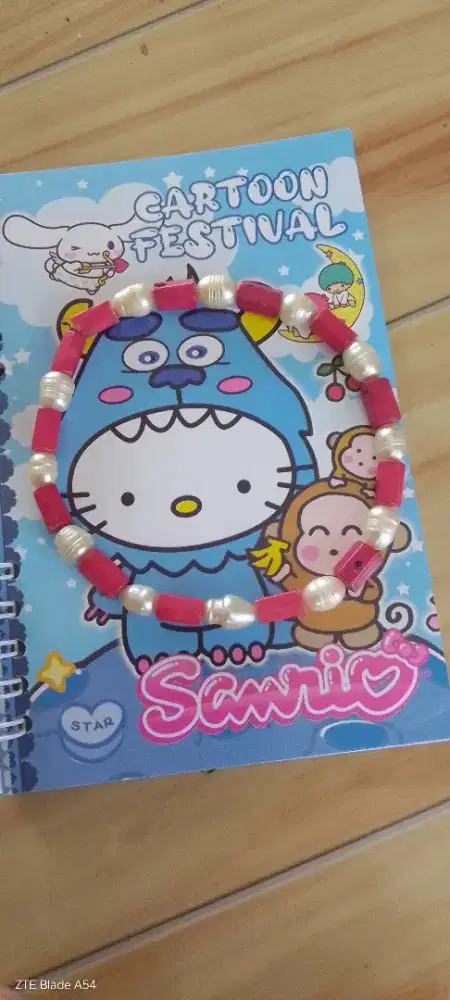 Mutiara gelang tangan