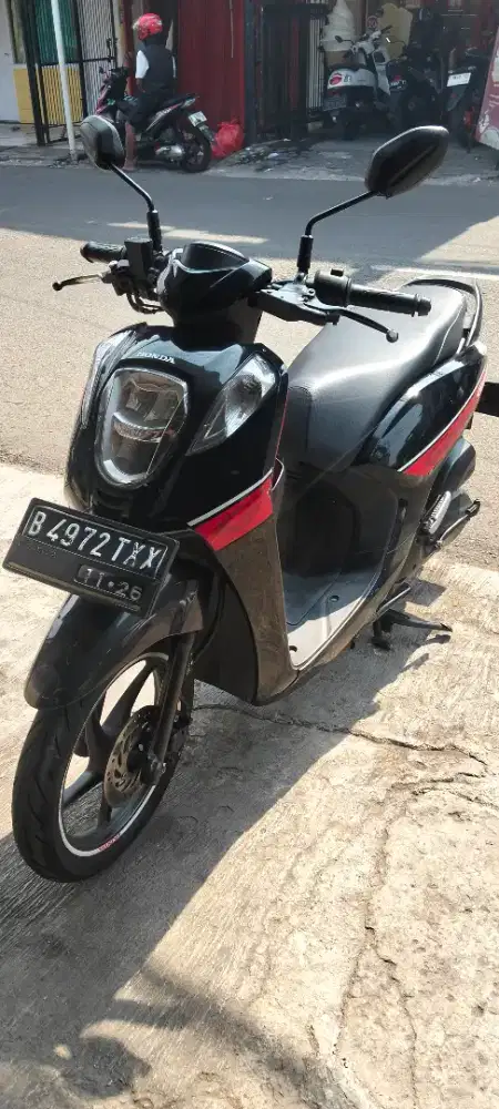 Honda Genio pajak panjang
