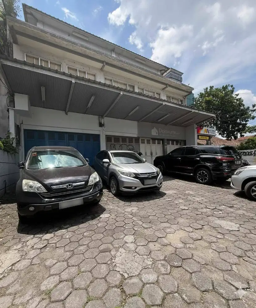 Disewakan Ruang Usaha di Pasirkaliki Bandung Mainroad