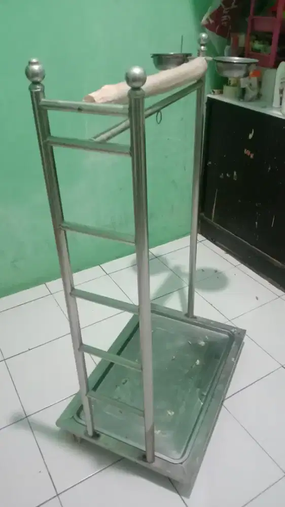 Tangkringan stenlist jumbo