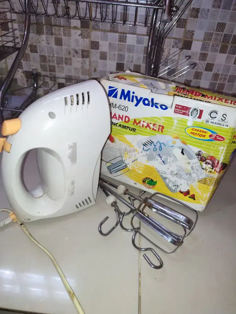 HAND MIXER MIYAKO