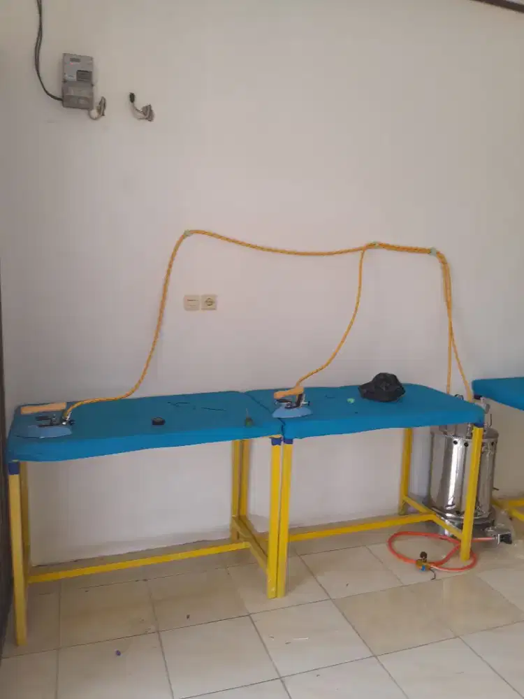 PAKET GOKIL GOSOK KILAT PAKET USAHA LAUNDRY SETRIKA SAJA