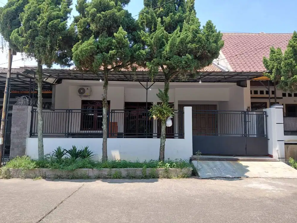 Disewakan Rumah di Taman Kopo Indah Bandung Bisa Untuk Kantor