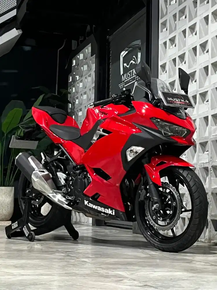 KAWASAKI NINJA 250 ALL NEW FI 2019 pmk 2021 - Chintia Mustika