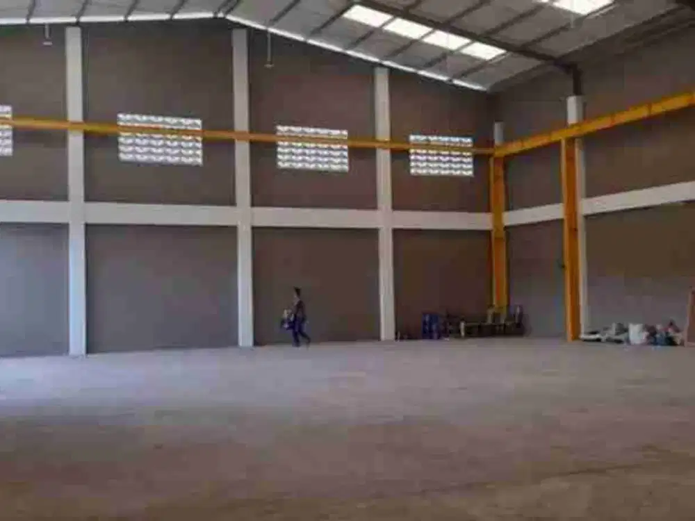 Gudang luas 500 m siap pakai di Inspeksi kalimalang tambun selatan bekasi
